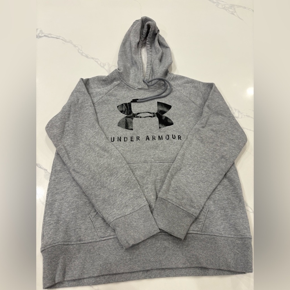 Under Armour Men's Heather Gray Hoodie